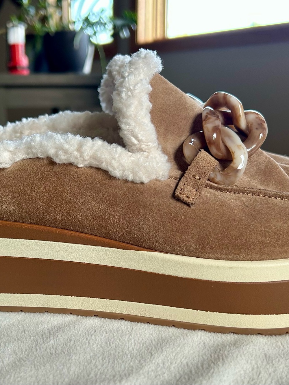 Women's Dolce Vita Jamey Tan Suede Platform Loafers with Shearling Trim Sz 7.5 - Picture 2 of 7